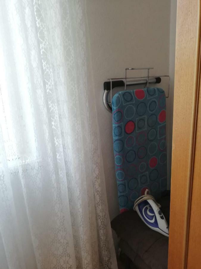 Spacious Family Apartment With Parking In The Shade And Barbecue House Sibenik Exterior photo